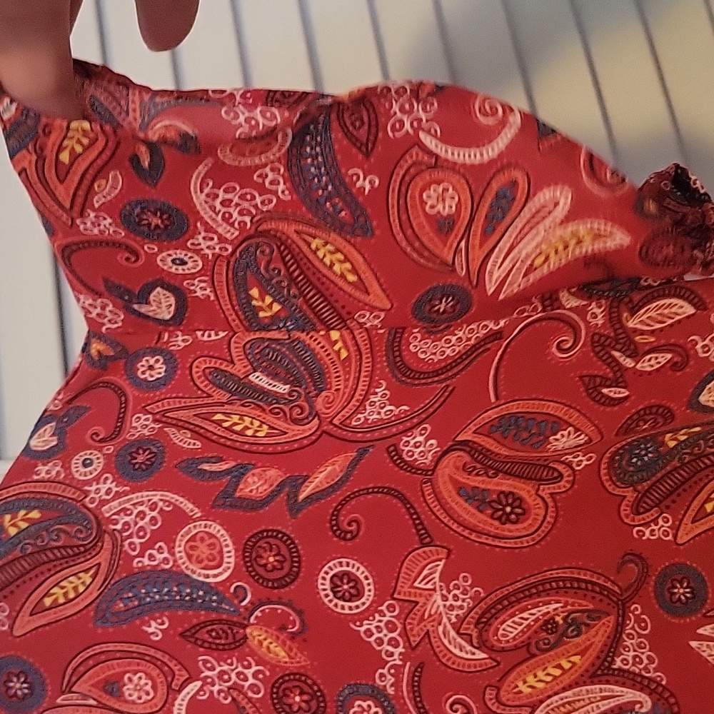 LOFT Red Paisley Short Ruffled Sleeve Top - Picture 3 of 6